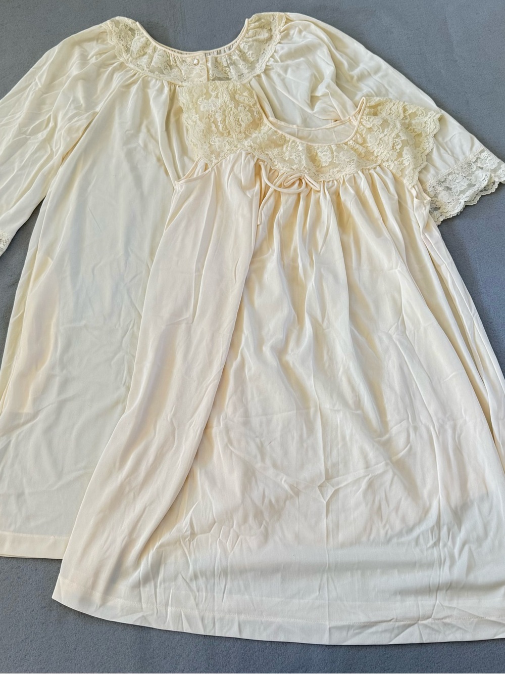 VTG Gilead Ivory Silky Nylon Peignoir Set M Gown Robe Bridal Honeymoon